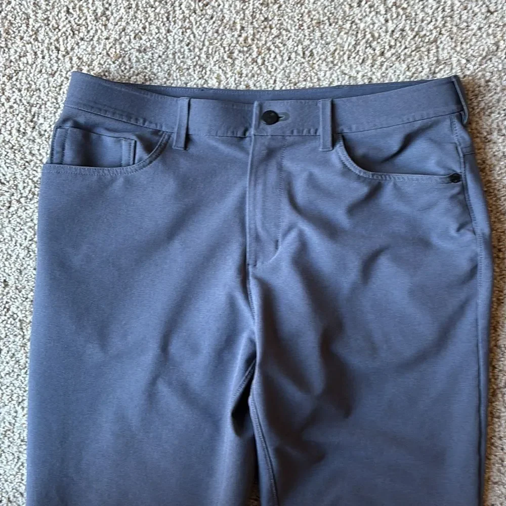 Public Rec Men’s Gray Workday 2.0 Tech Pants 5 Pocket 33